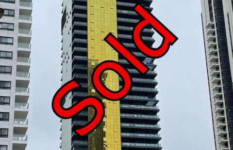 На продажу мини-пентхаус в престижном проекте YBOX в Бат Яме