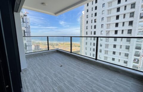 Аренда с видом на море. Бат ям Проект Eden Tower