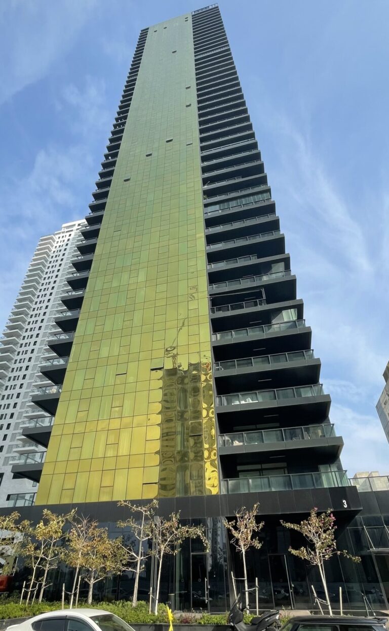For Rent: Sea-View Apartment in LIGHTHOUSE YBOX, Bat Yam