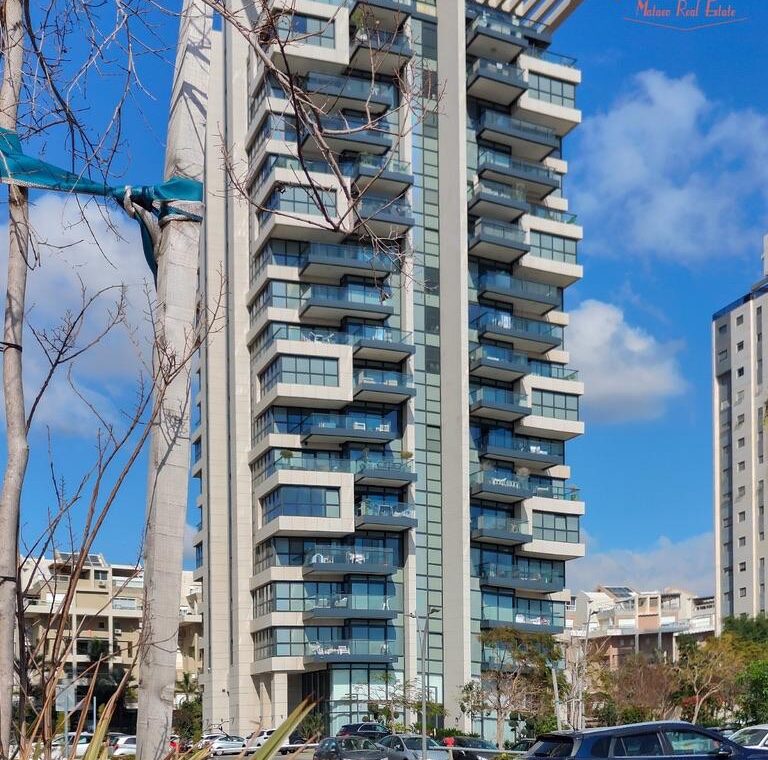 דירה במגדל UPPER WEST, ראשון לציון – להשכרה ₪11,000