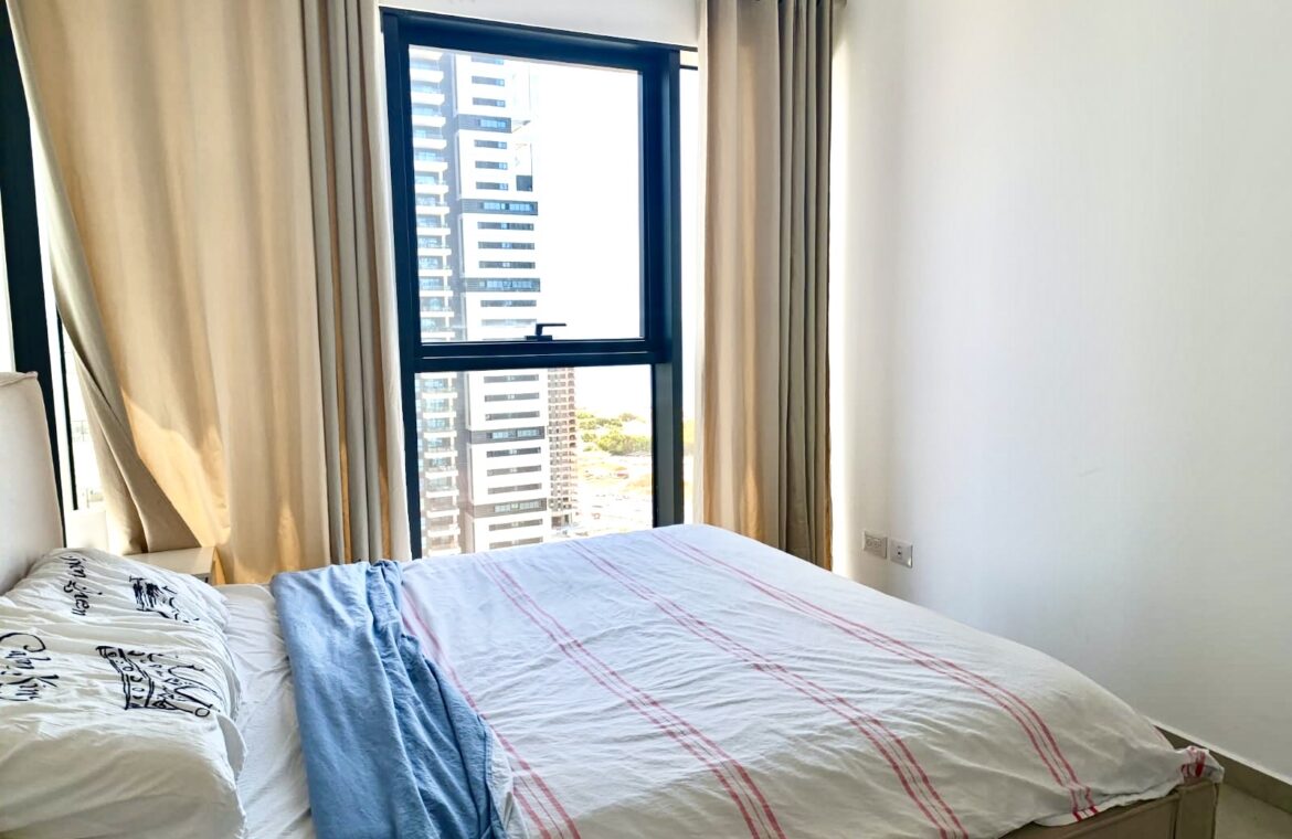 להשכרה דירת יוקרה 4 חדרים LIGHTHOUSE YBOX