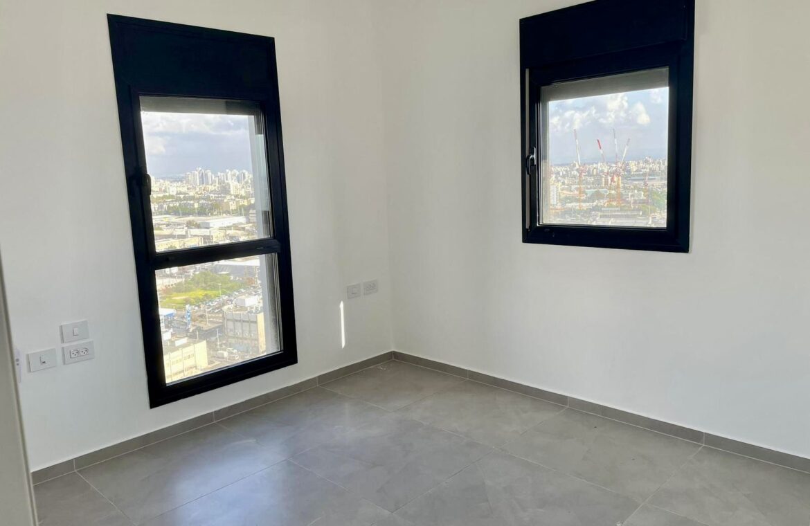 Аренда, 4 комнаты, 19 этаж, Eden Tower — Парк ха-Ям, Бат-Ям