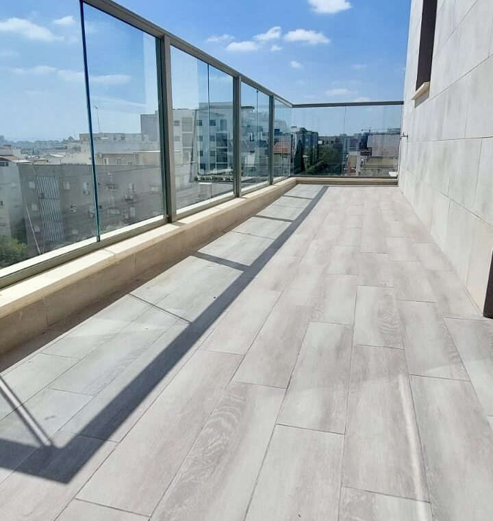 מיני פנטהאוז 5 חדרים, ראשון לציון — להשכרה