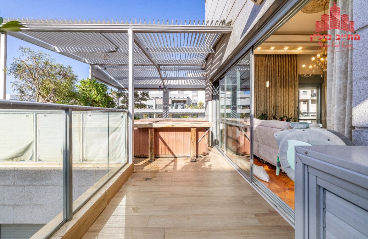 Luxury Smart Penthouse for Sale in Israel Real Estate