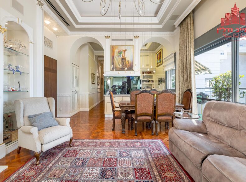 Luxury Smart Penthouse for Sale in Nahalat Yehuda, Rishon LeZion, Israel Real Estate