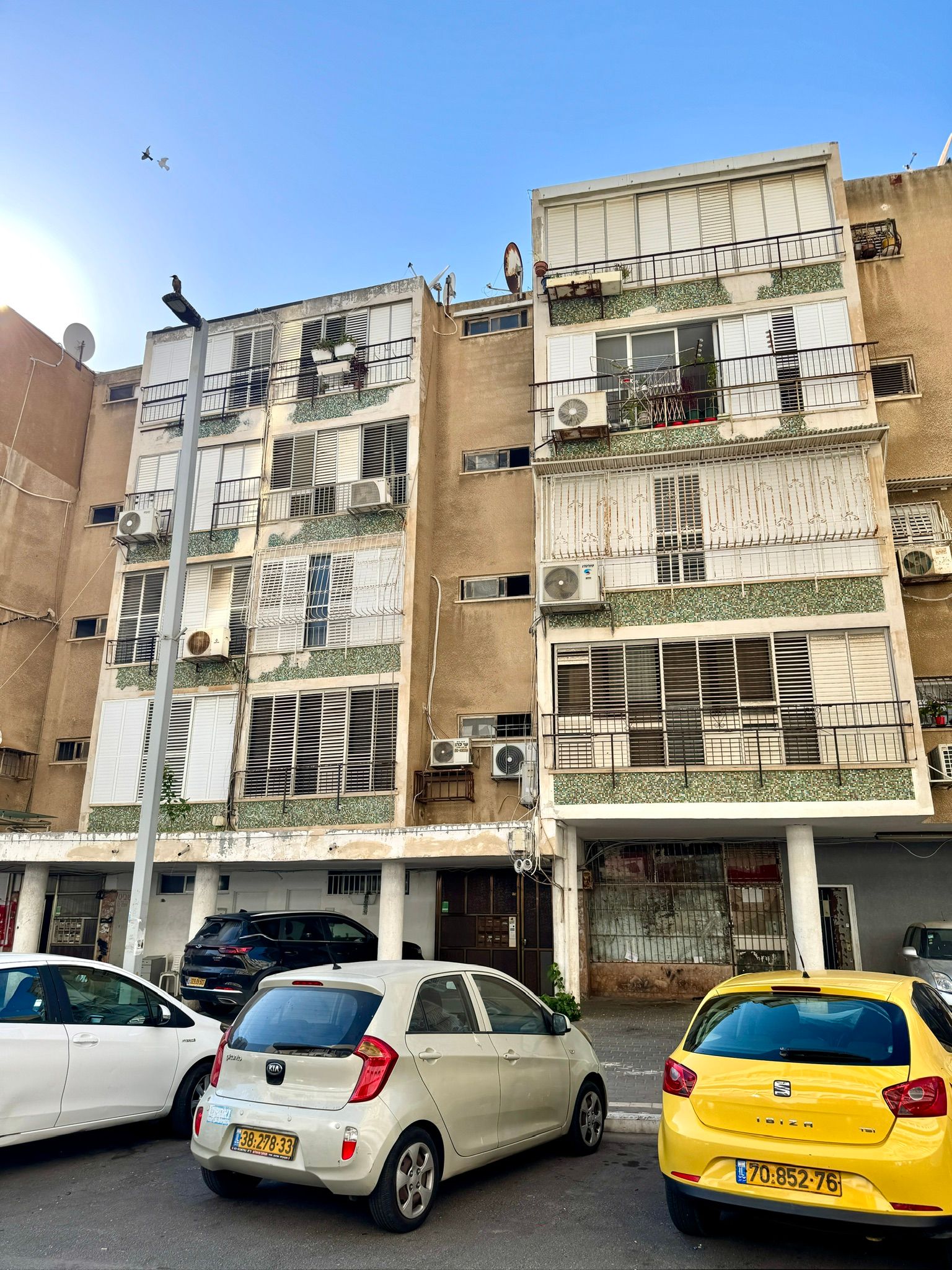 למכירה: דירת 2.5 חדרים בבניין בפרויקט פינוי בינוי, המצבה, בת ים